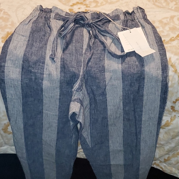 Pants - Picture 2 of 3